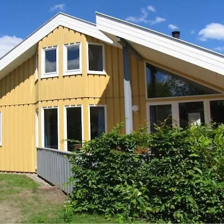 Holiday home Mirow In *